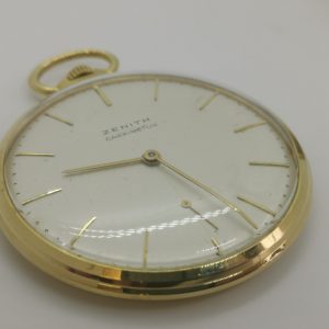 1940s solid 18ct gold Zenith Carrington pocket watch an amazing time piece