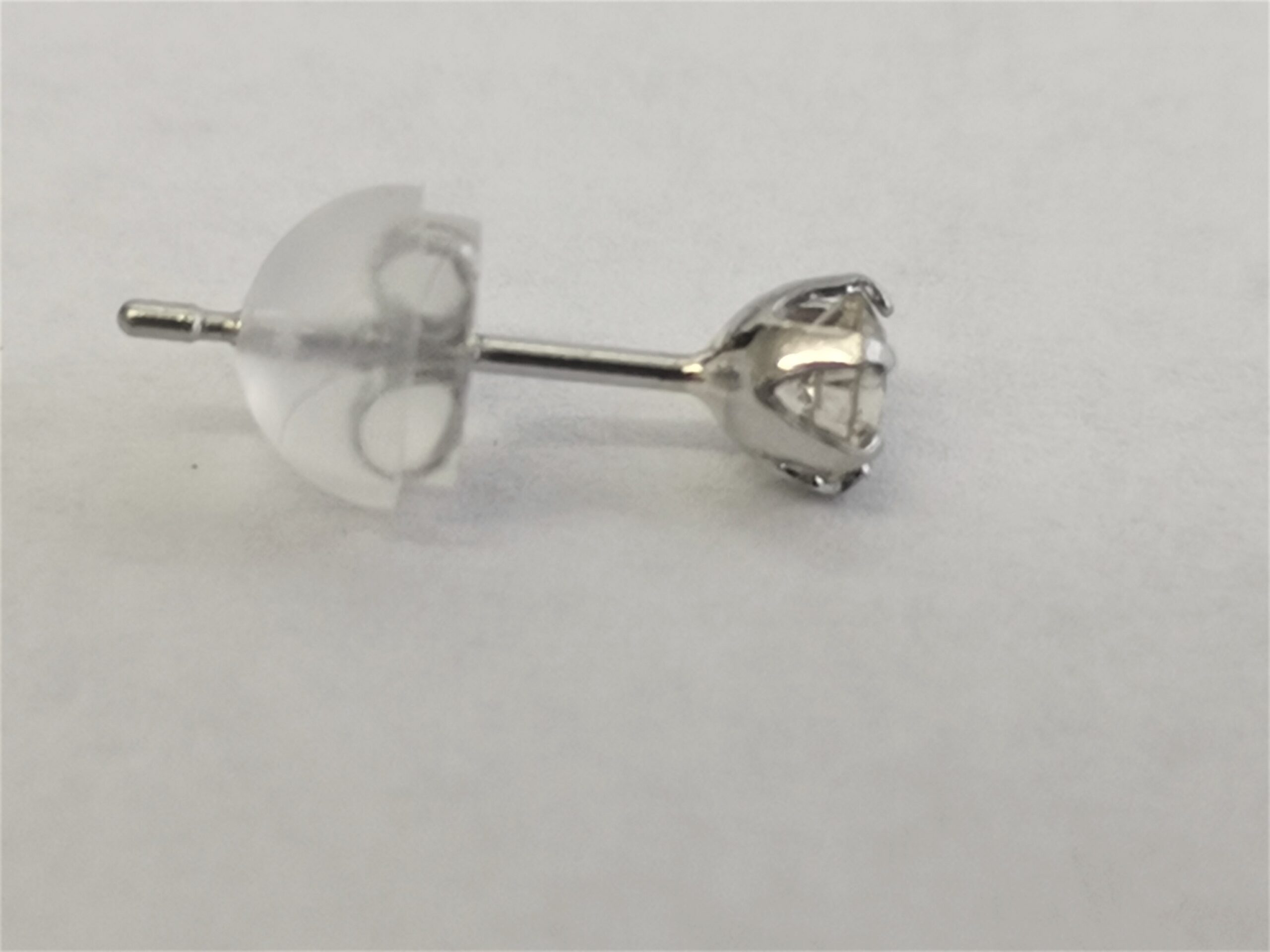 Ladies 900 platinum Natural Diamond Stud Earrings 0.50 carat - Image 3
