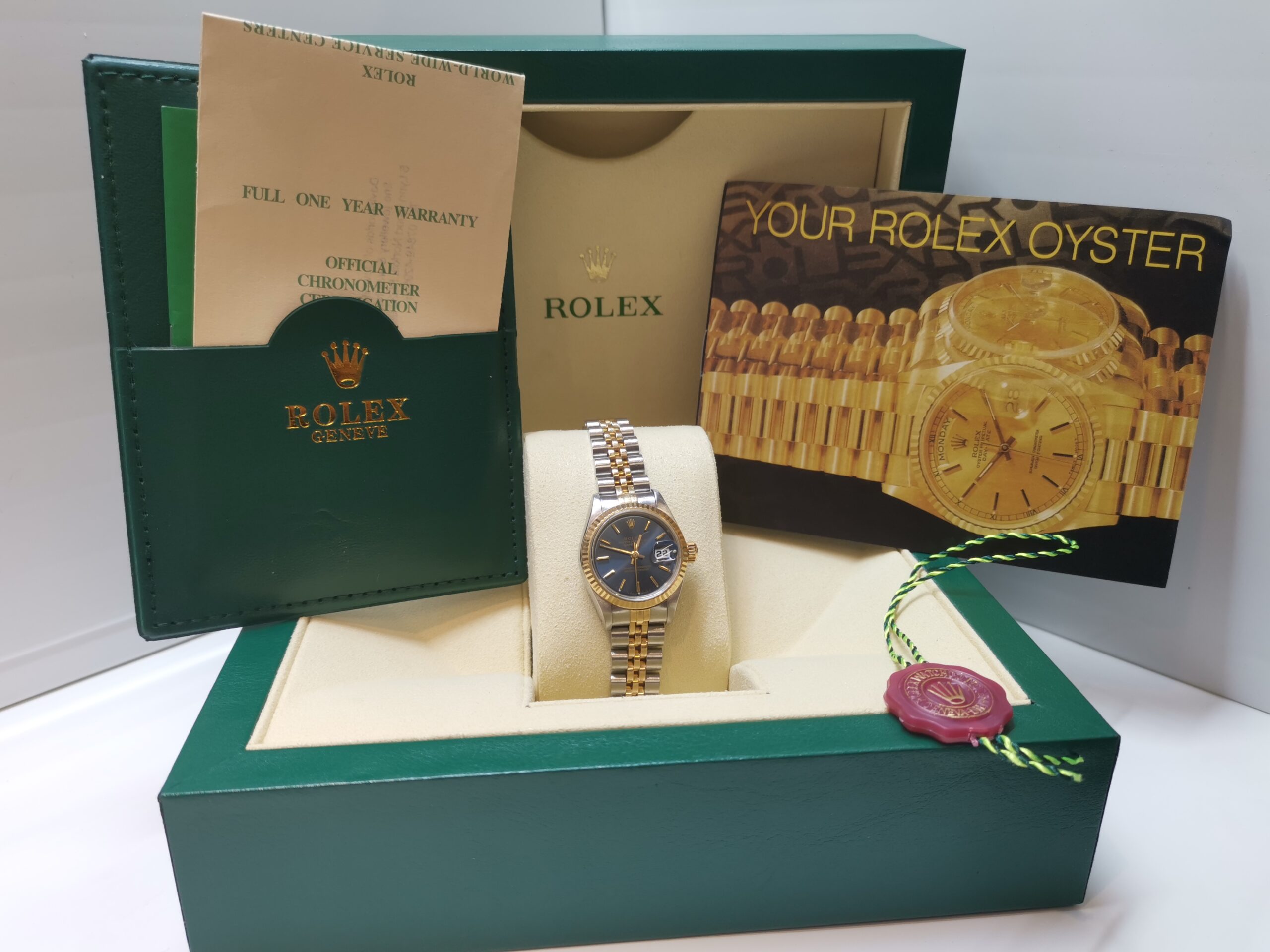 Ladies Rolex Datejust Bimetal Blue dial 1989 69173 ( Simply beautiful )