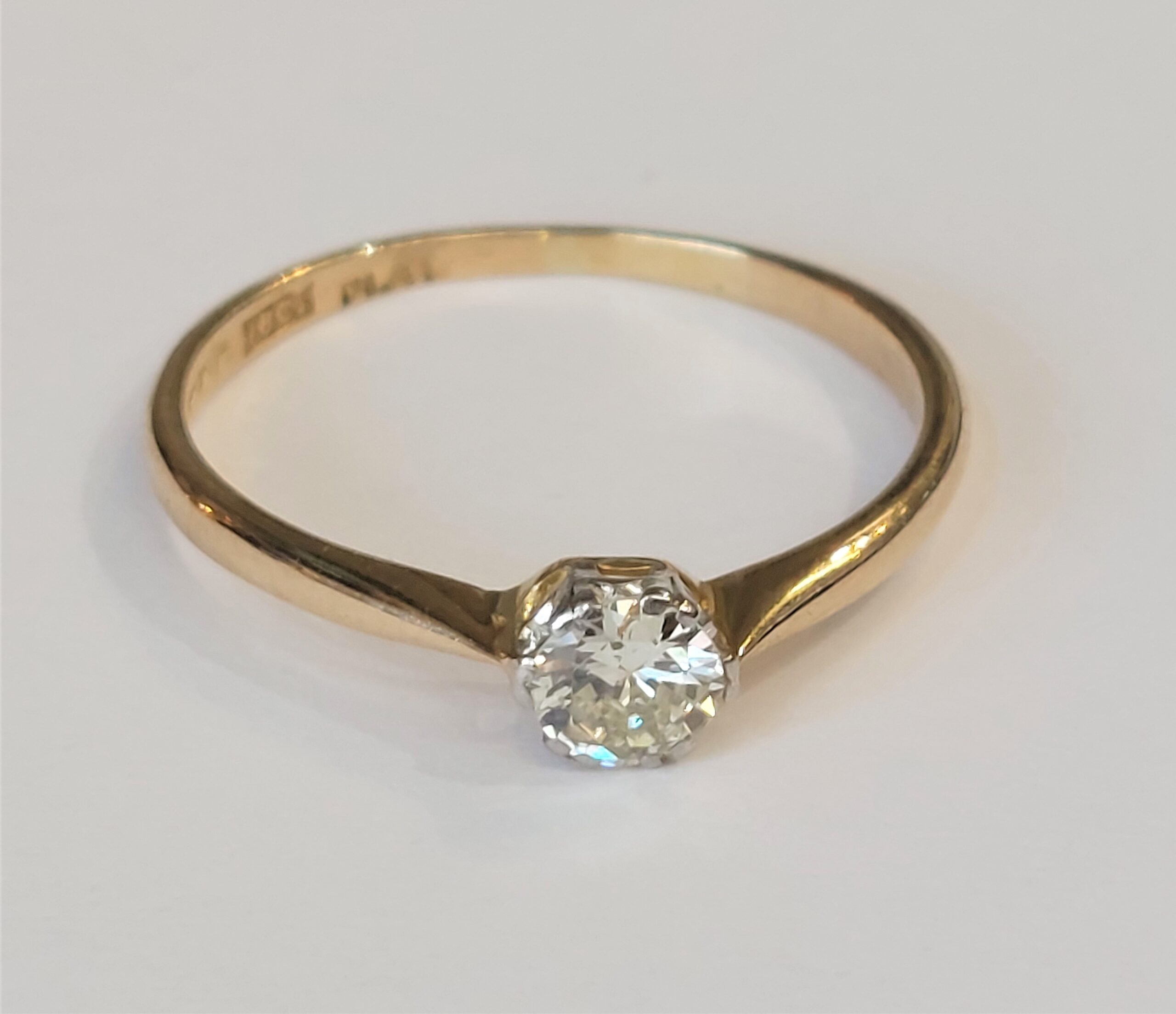 Ladies 18ct & Platinum 0.50ct Natural Diamond single solitaire Ring size Q SI 1
