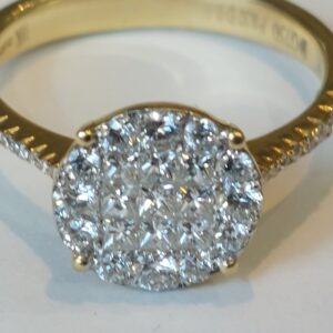 Ladies 18ct Natural Diamond Princess Cut and Round Brilliant Cluster - Size O