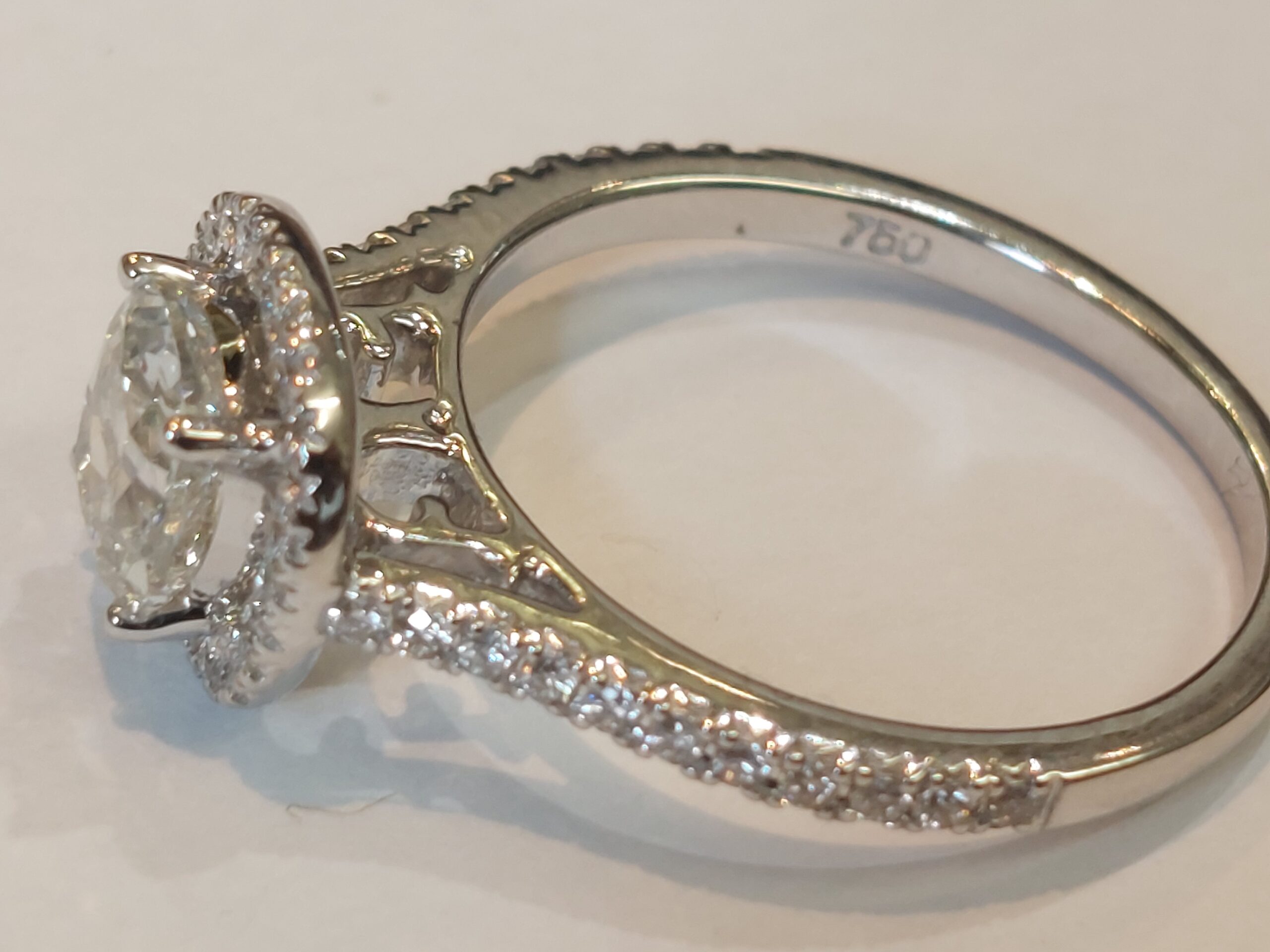 Ladies 18ct W/G Natural Diamond Halo Cluster ring-Size N 1/2 - Stunning! - Image 5
