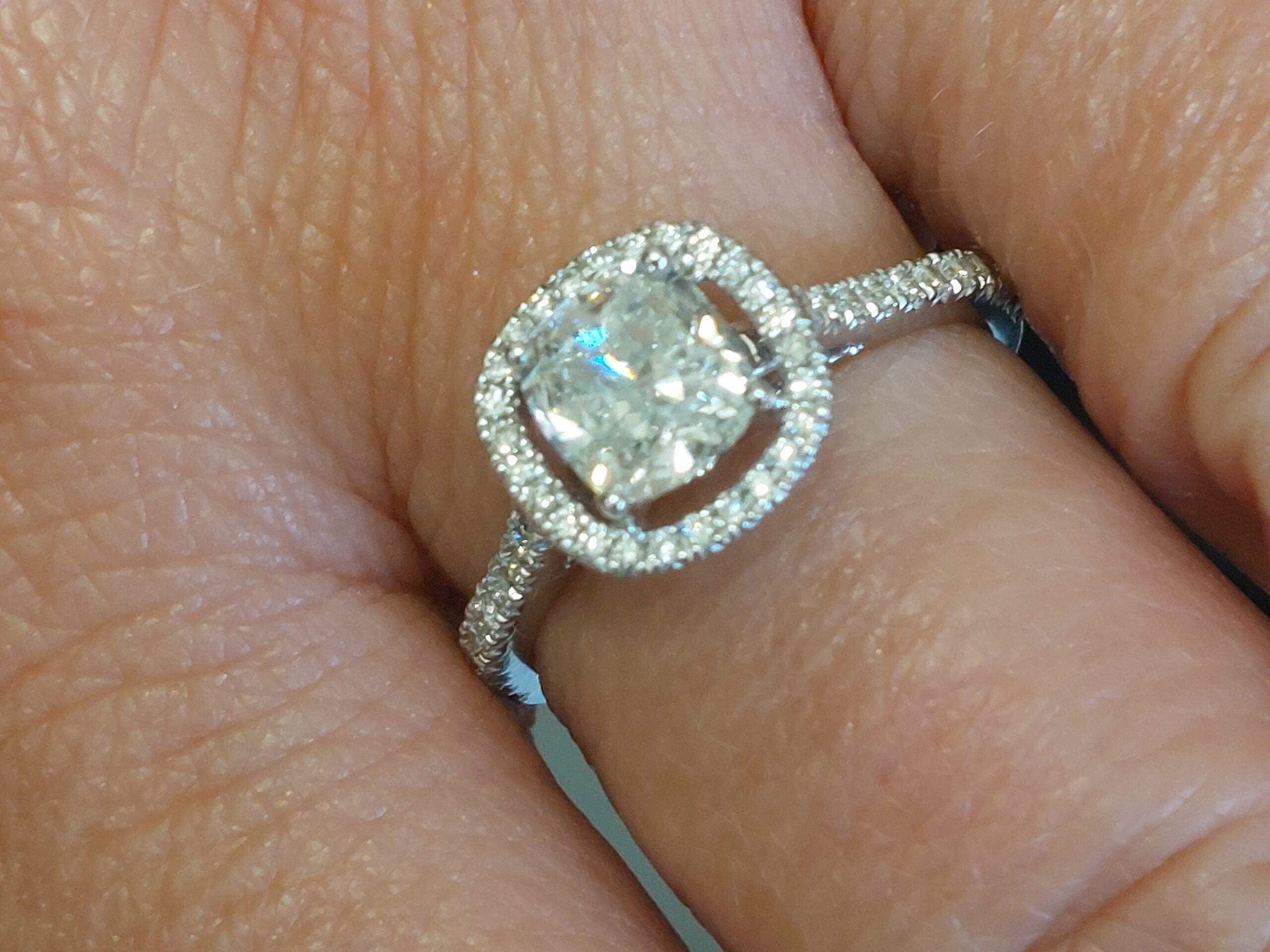 Ladies 18ct W/G Natural Diamond Halo Cluster ring-Size N 1/2 - Stunning! - Image 7