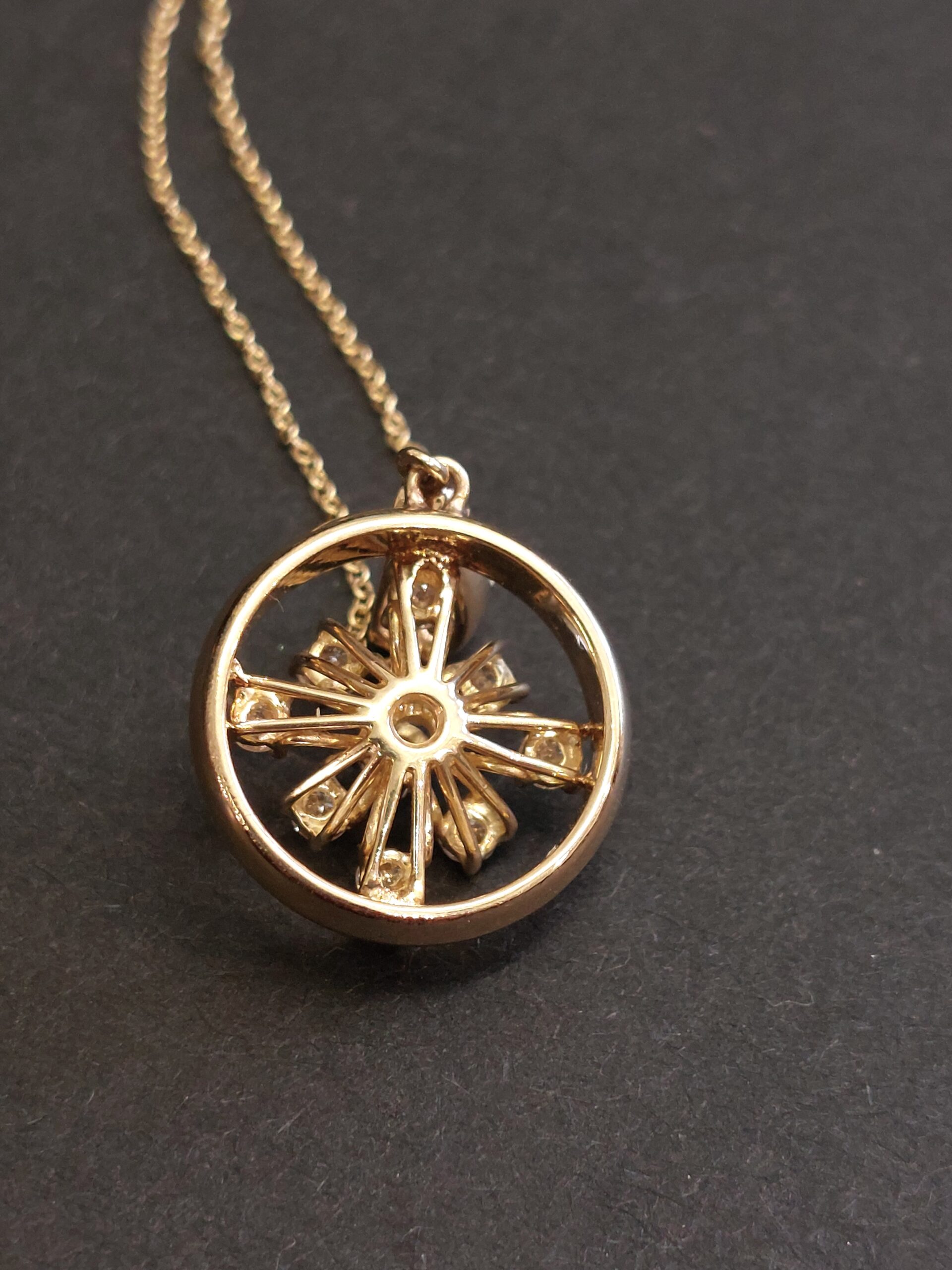 Bespoke 18ct Yellow Gold and Natural Diamond 'Starburst' Pendant - beautiful!!! - Image 2