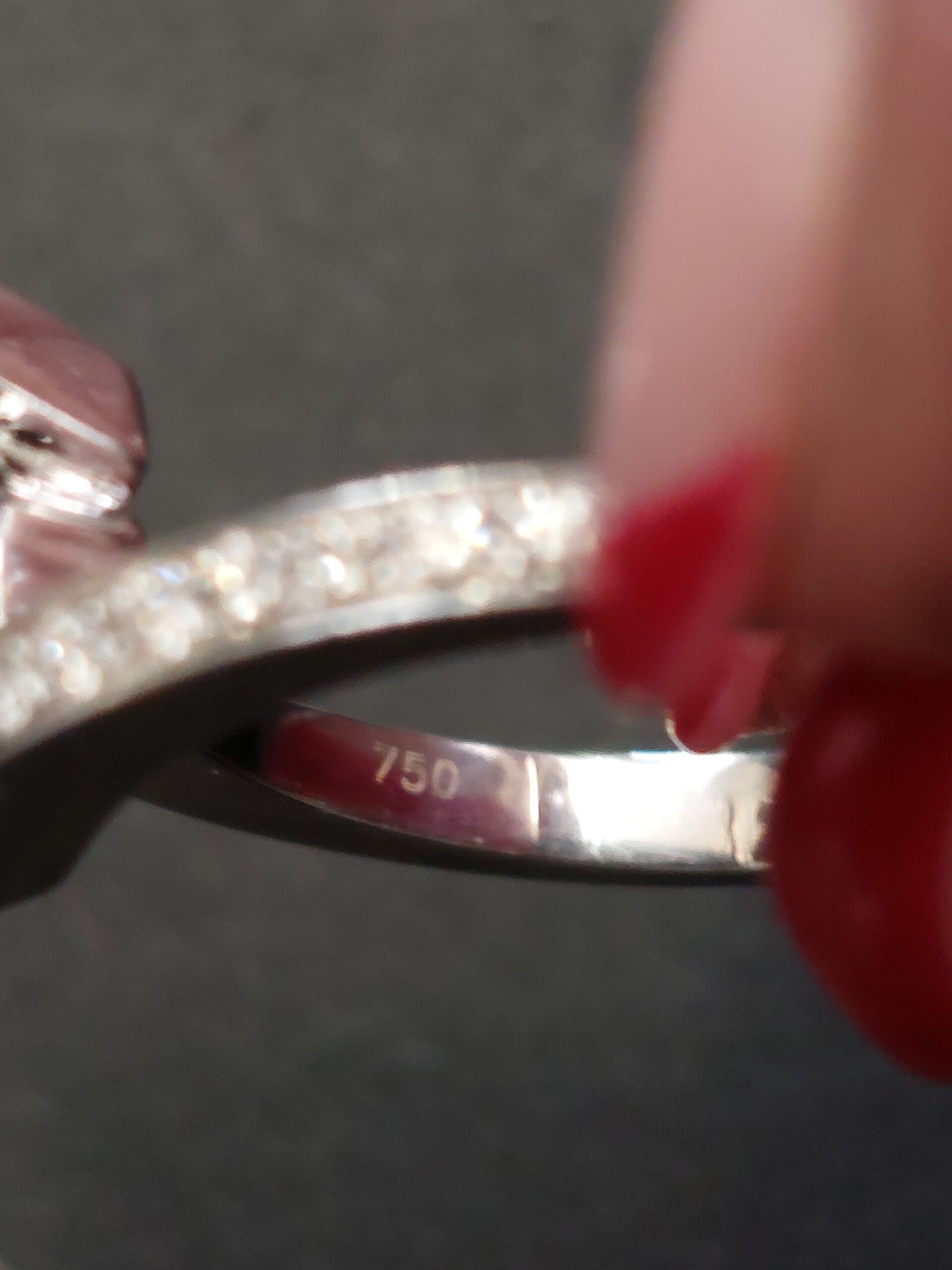 Ladies 18ct W/G Green Tourmaline & Diamond Illusion Set Ring - Simply Stunning!!! - Image 12