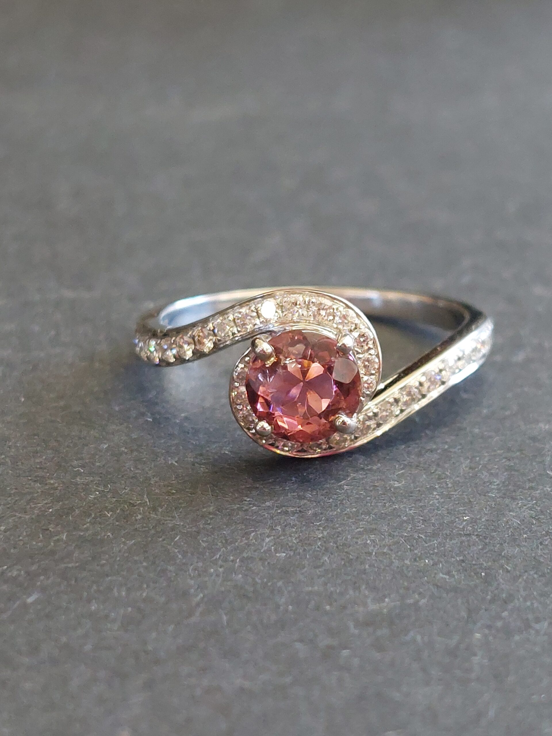 Ladies 18ct W/G Pink Tourmaline & Diamond Swirl Design Ring - Beautiful!!! - Image 2