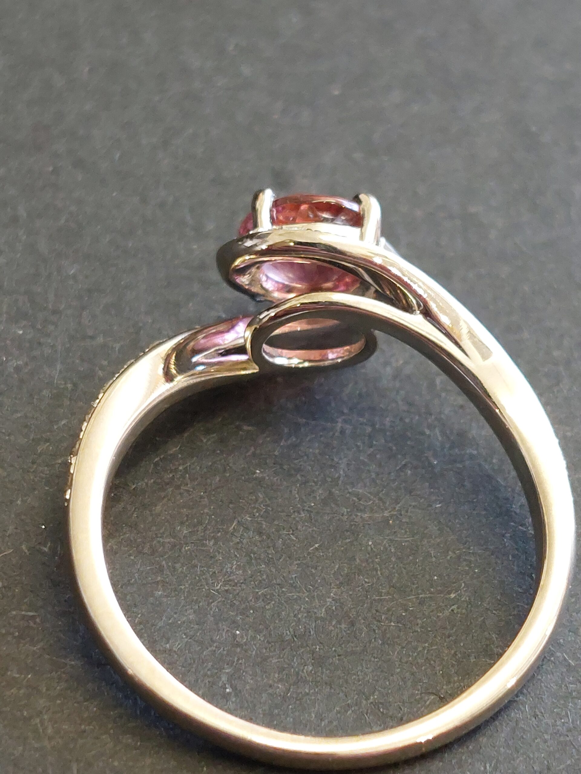 Ladies 18ct W/G Pink Tourmaline & Diamond Swirl Design Ring - Beautiful!!! - Image 6