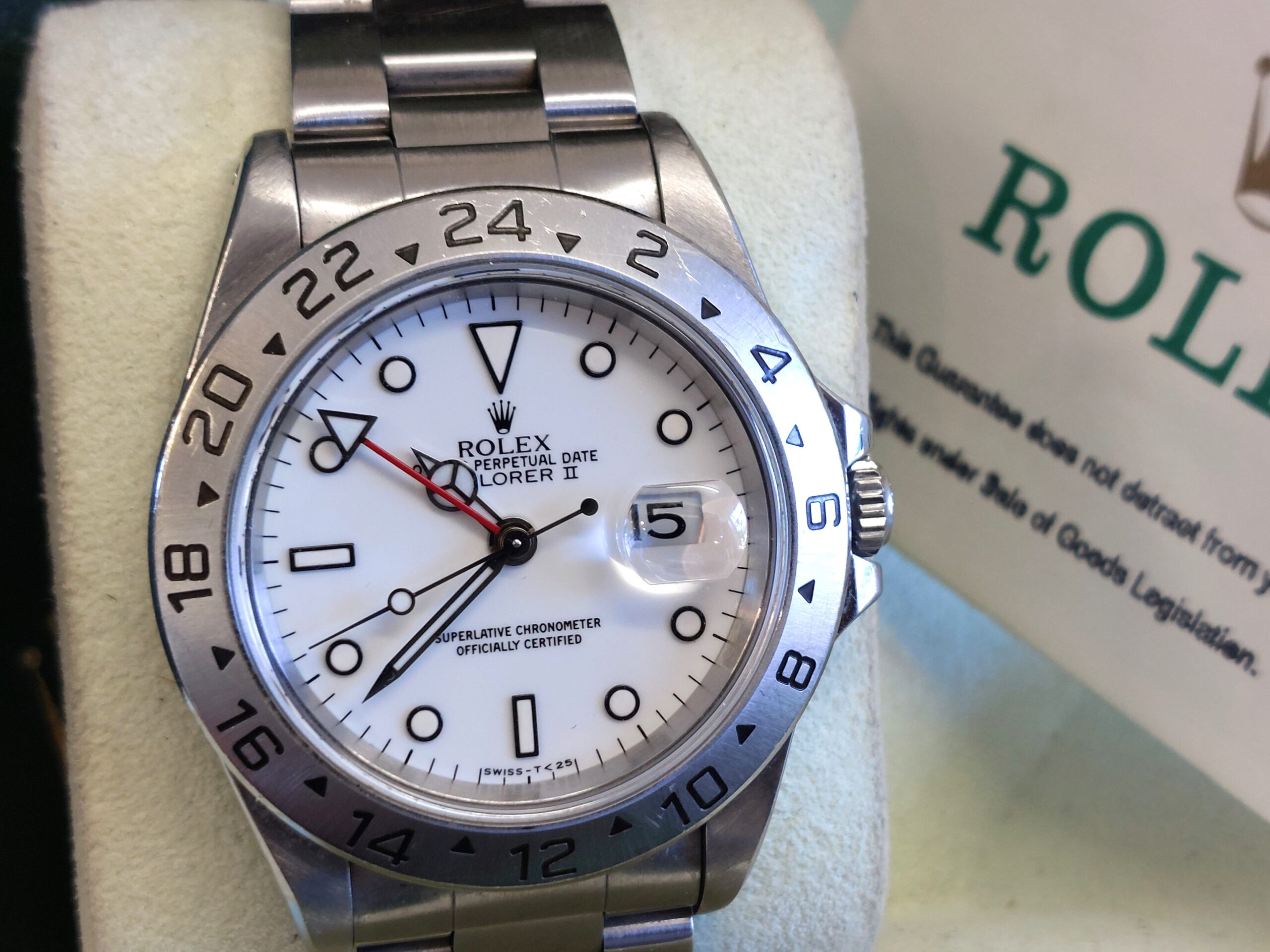 Rolex EXPLORER II Ref:16570 1997 early edition ( with full set a mint watch) - Image 3