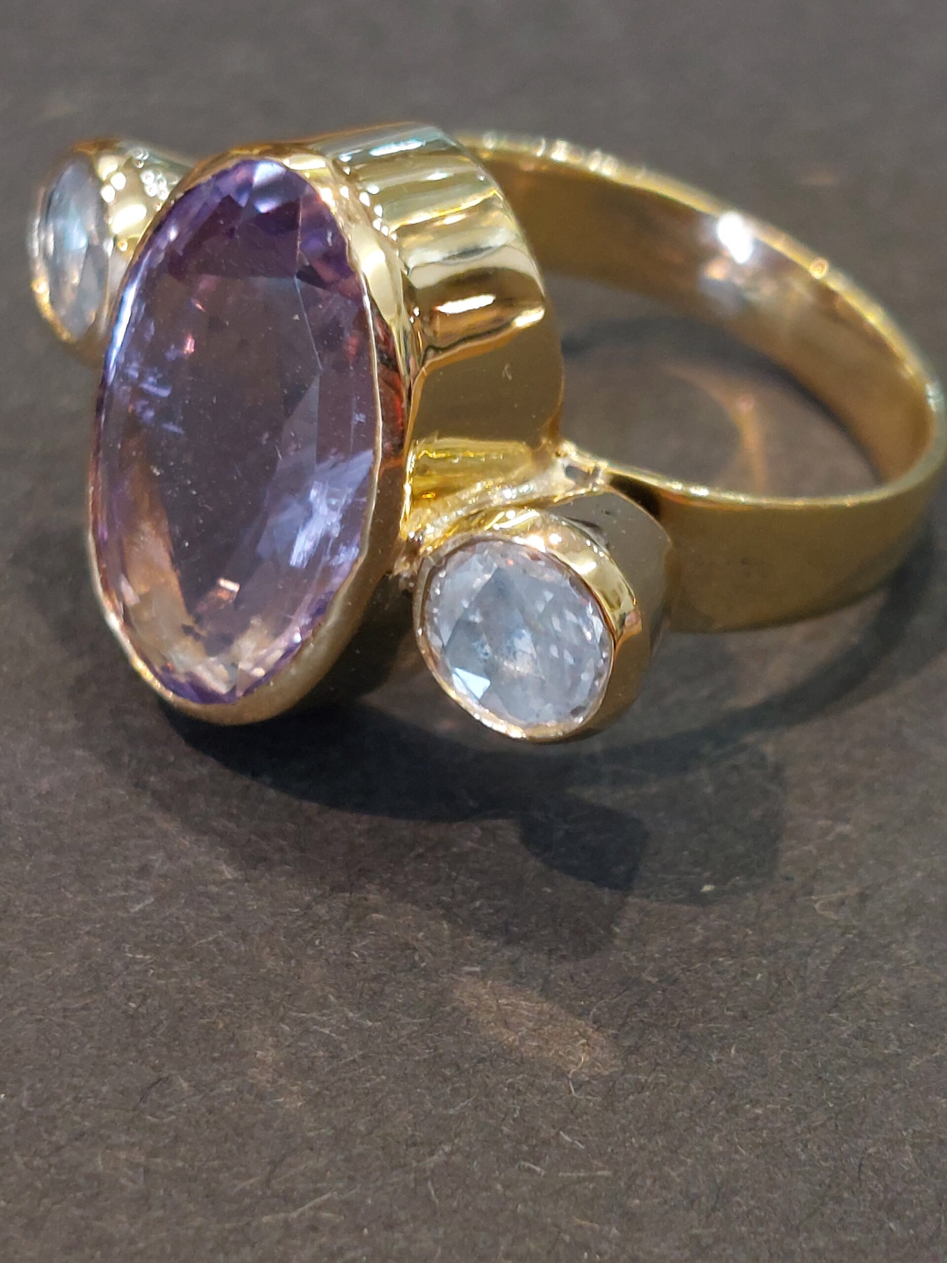 Ladies Bespoke 18ct Y/G Amethyst & Old Cut Diamond 3 Stone Ring - Stunning! - Image 7