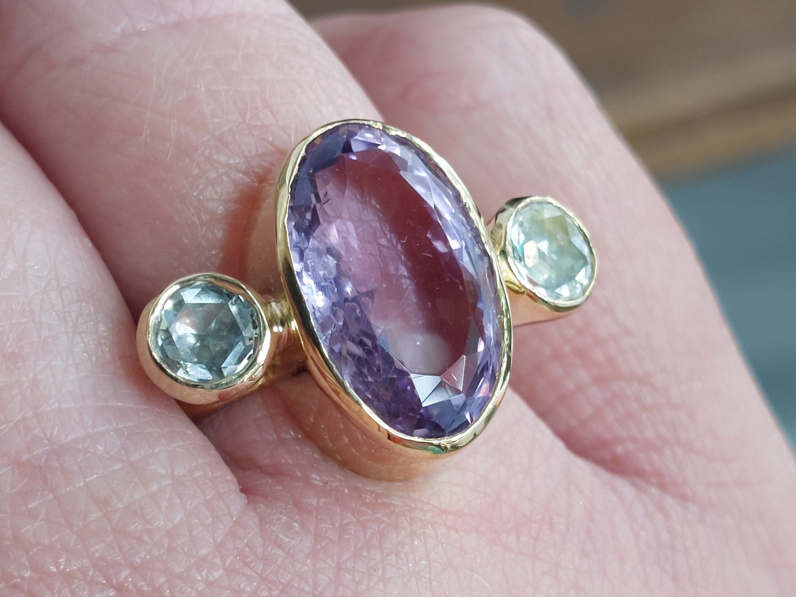 Ladies Bespoke 18ct Y/G Amethyst & Old Cut Diamond 3 Stone Ring - Stunning! - Image 11