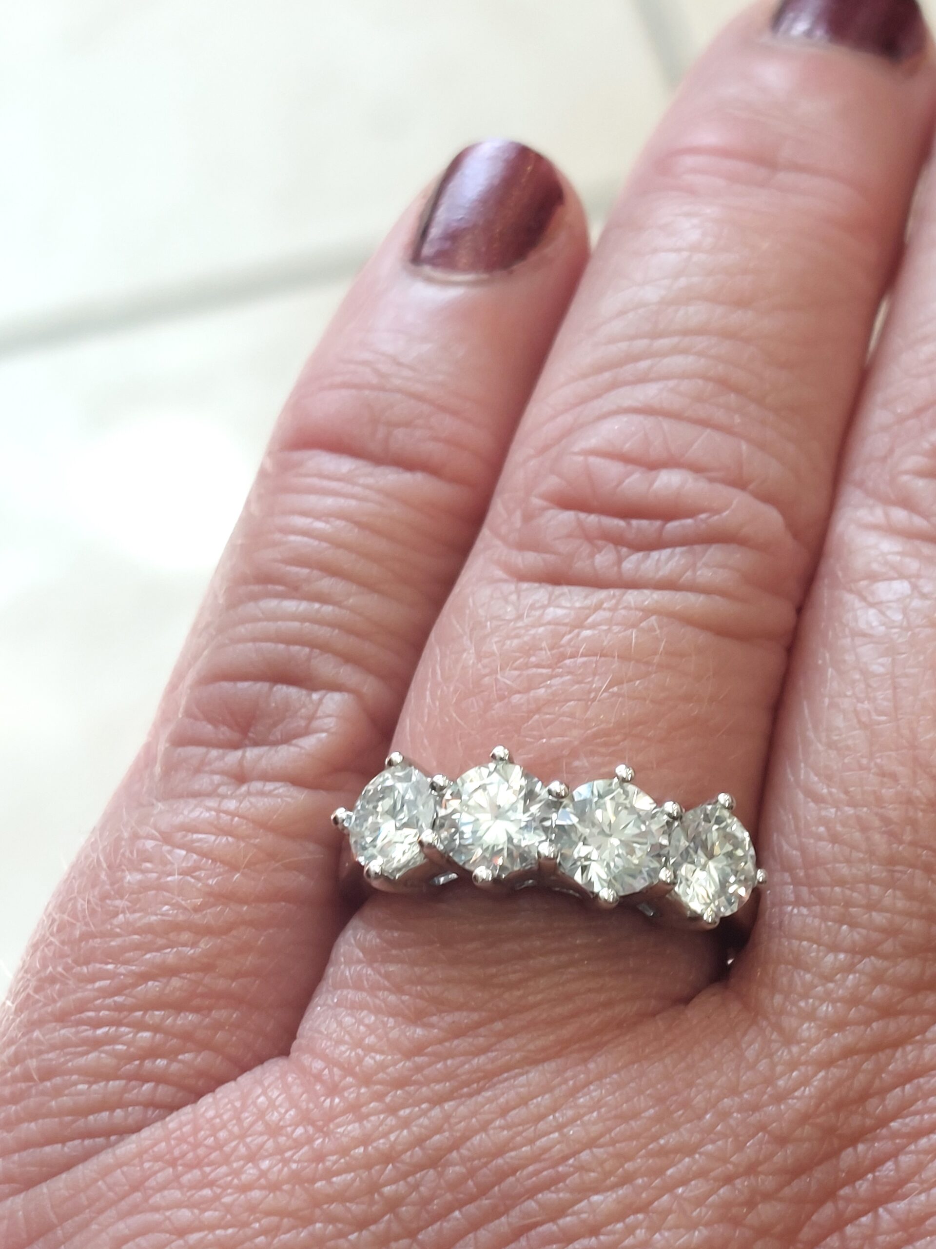 18ct White Gold and Natural Diamond 4 stone ring, VVS1, F/G Colour - Absolutely Stunning!!! - Image 3