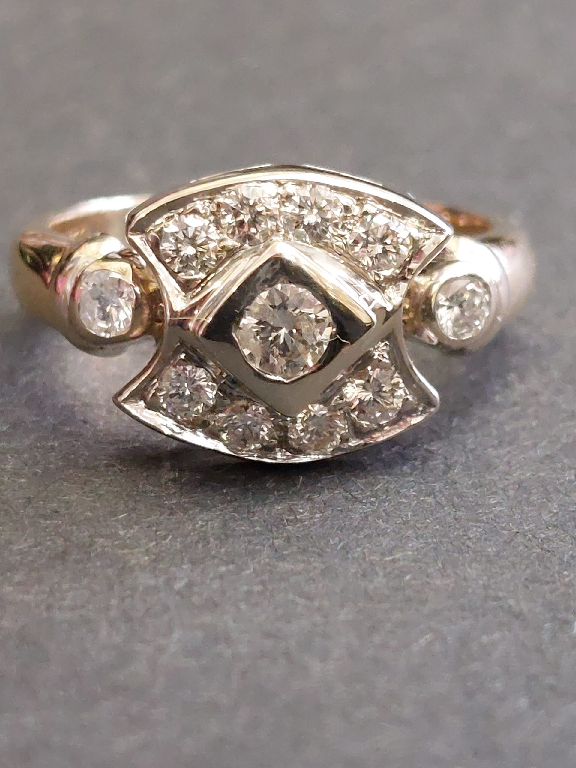 Bespoke 18ct Y/G & W/G Rub over Diamond Set Cluster - Simply Stunning - Image 2