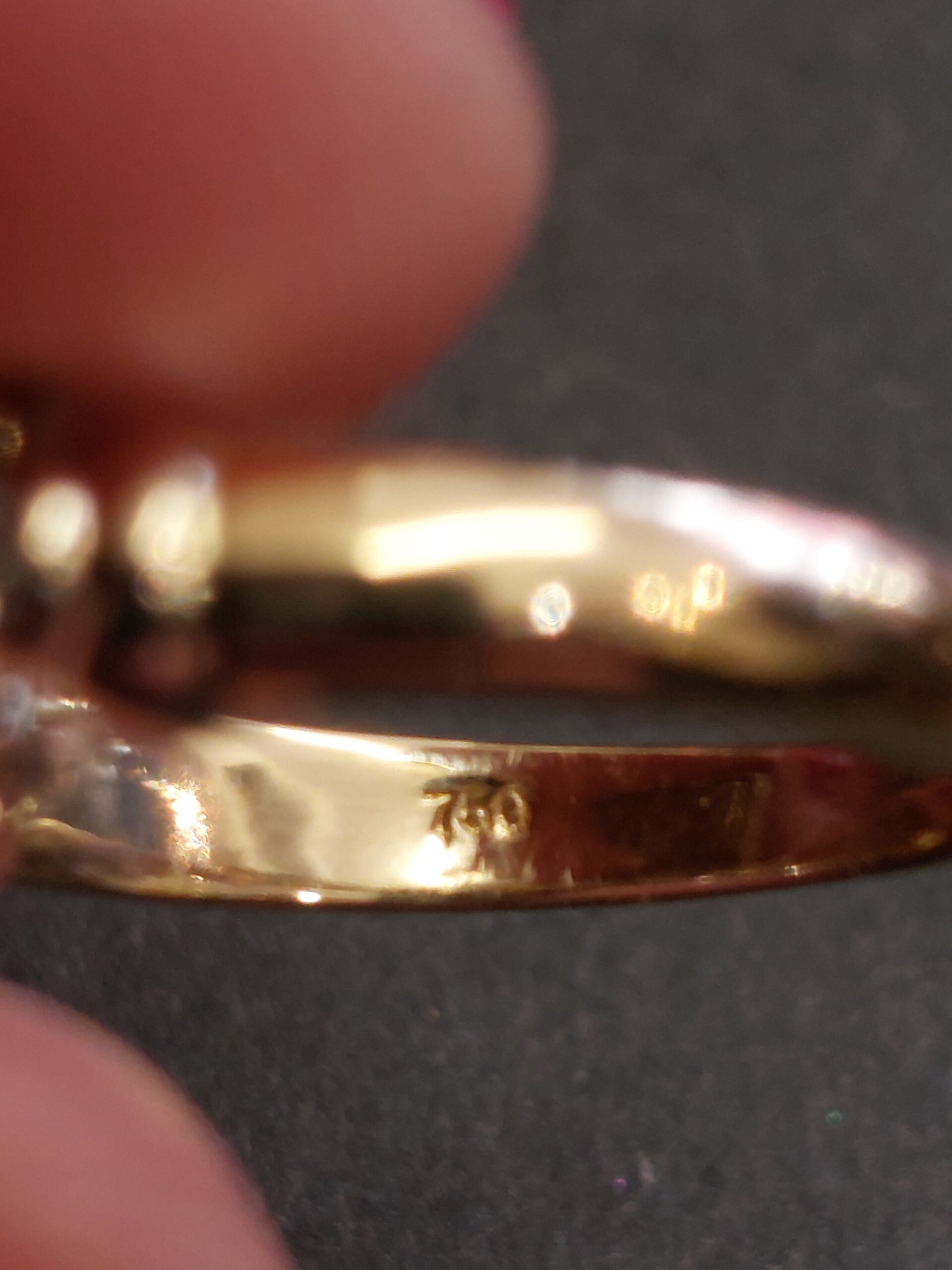 Bespoke 18ct Y/G & W/G Rub over Diamond Set Cluster - Simply Stunning - Image 5