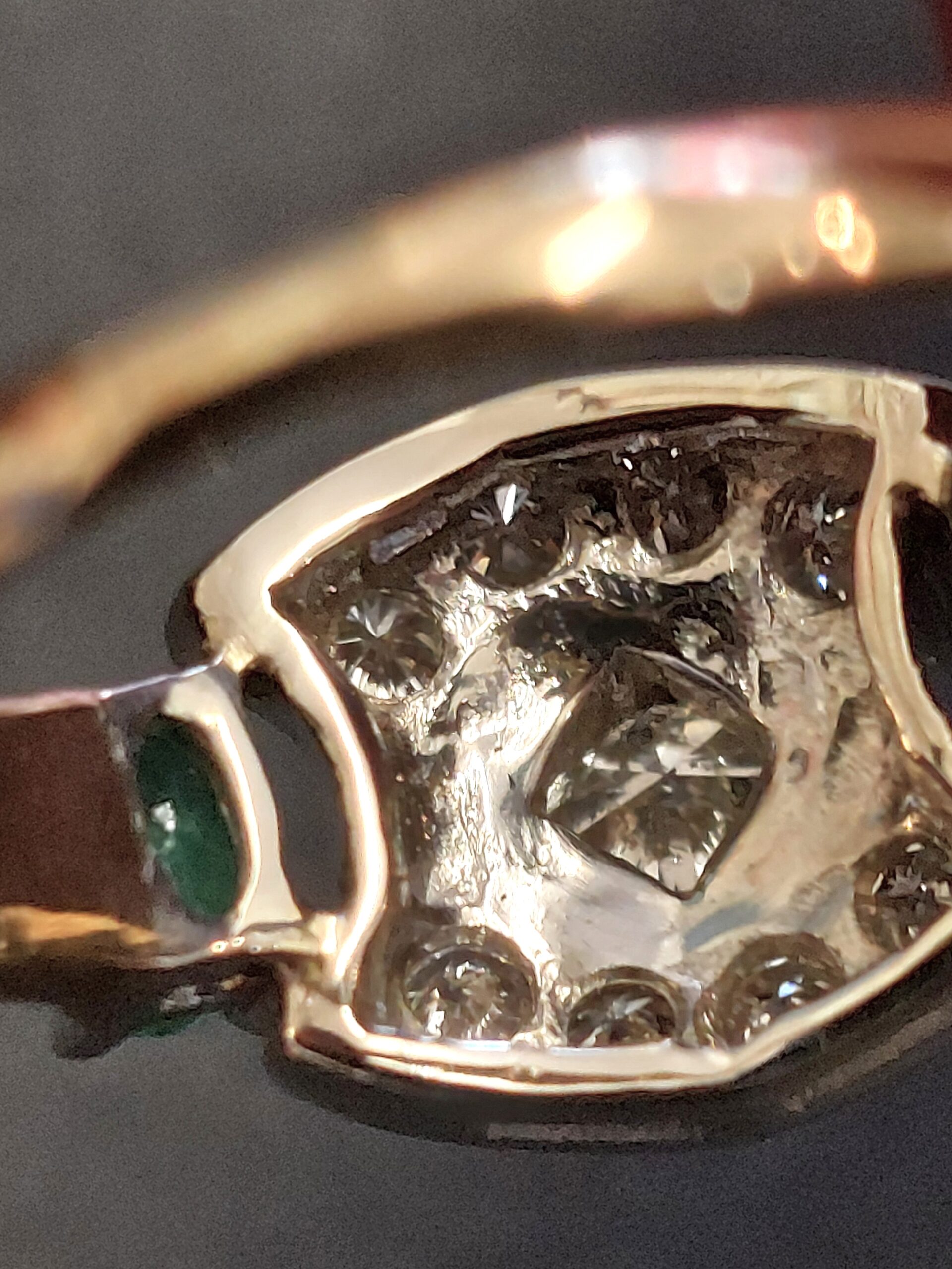 Bespoke 18ct Y/G & W/G Rub over Diamond & Emerald Set Cluster - Beautiful - Image 5