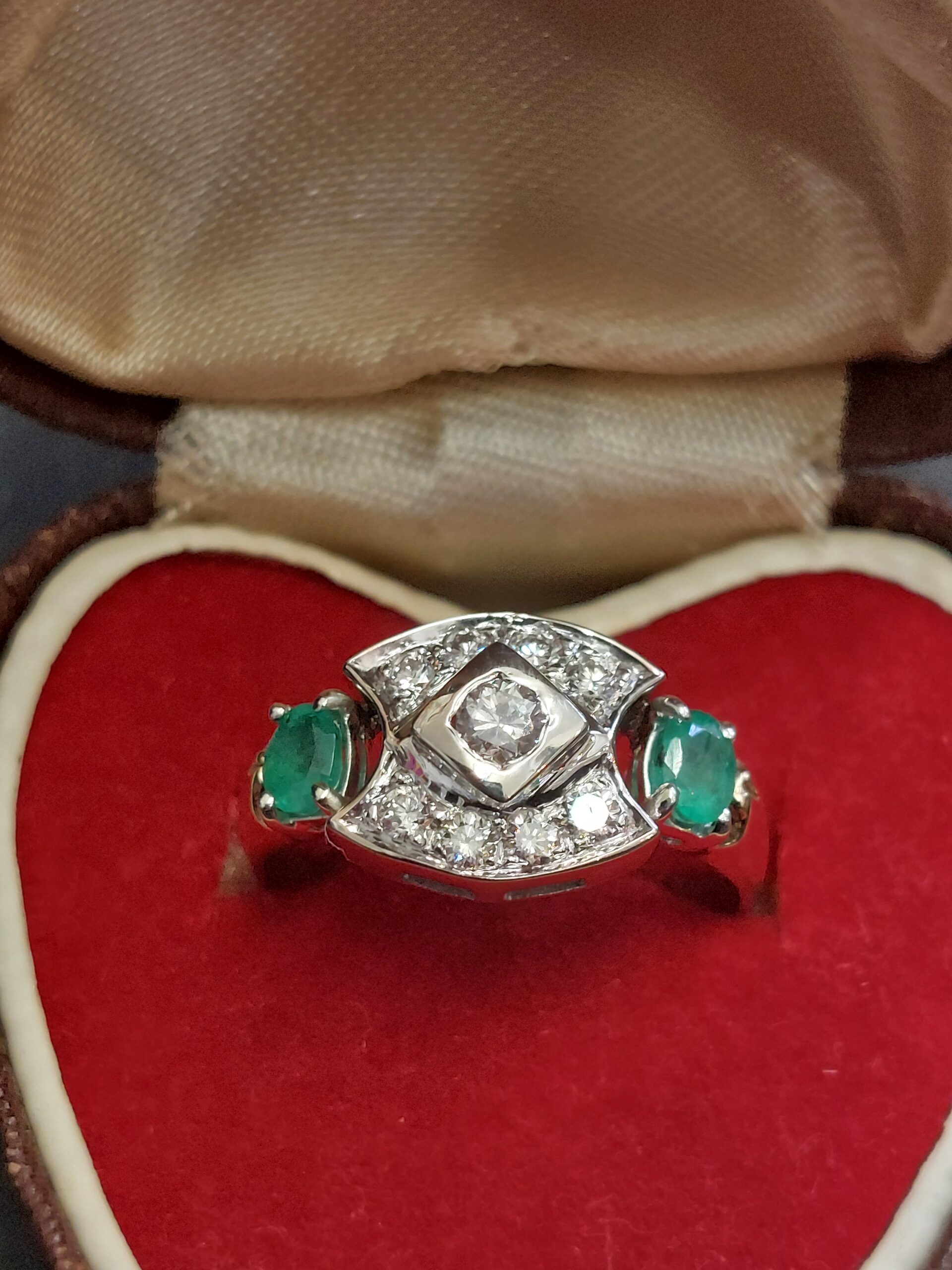 Bespoke 18ct Y/G & W/G Rub over Diamond & Emerald Set Cluster - Beautiful - Image 10