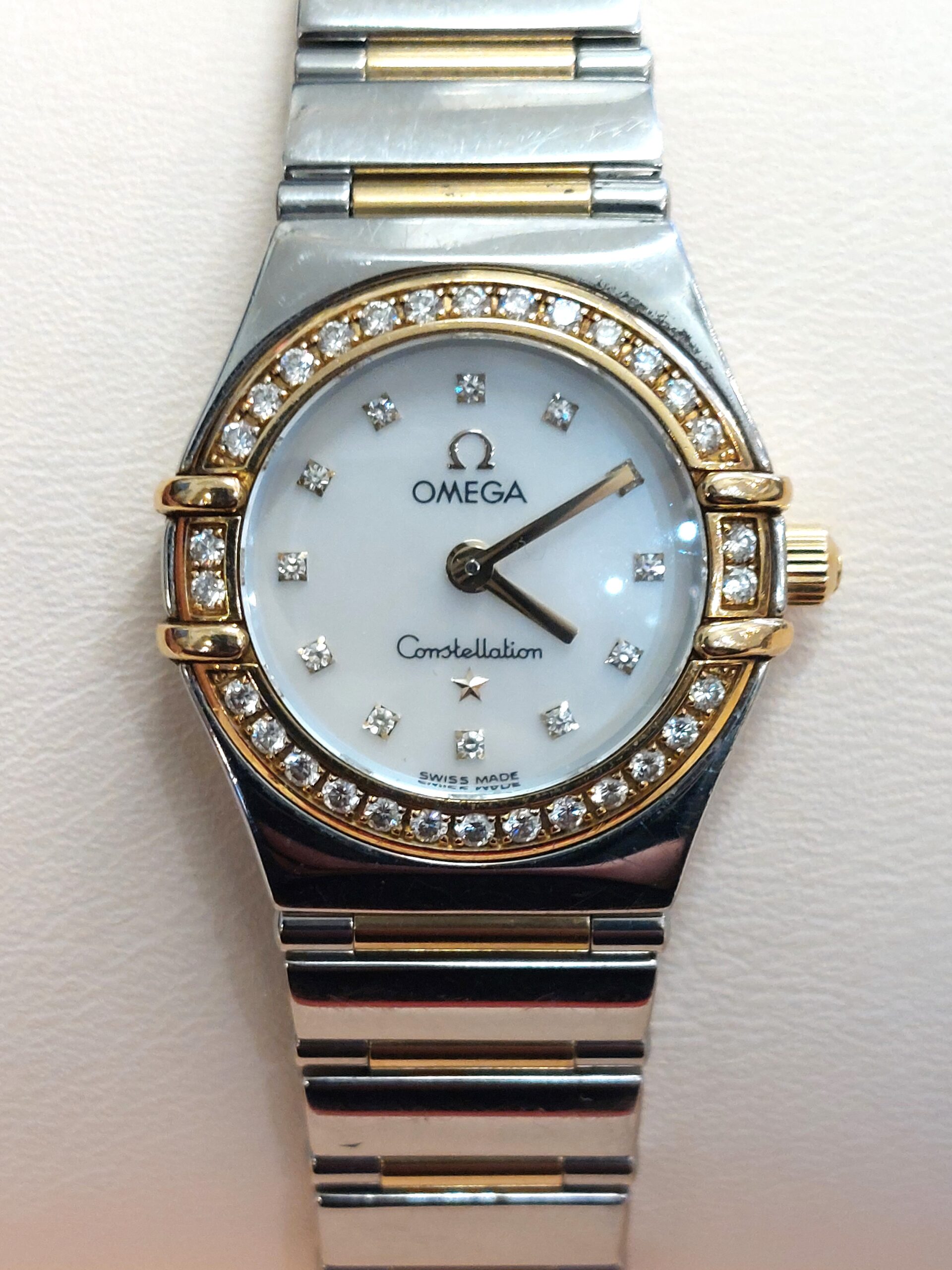 Stunning Ladies Omega Constellation Bi Metal 18k Yellow Gold, Factory Set VVS Diamond Dial and Hour Markers - Image 16