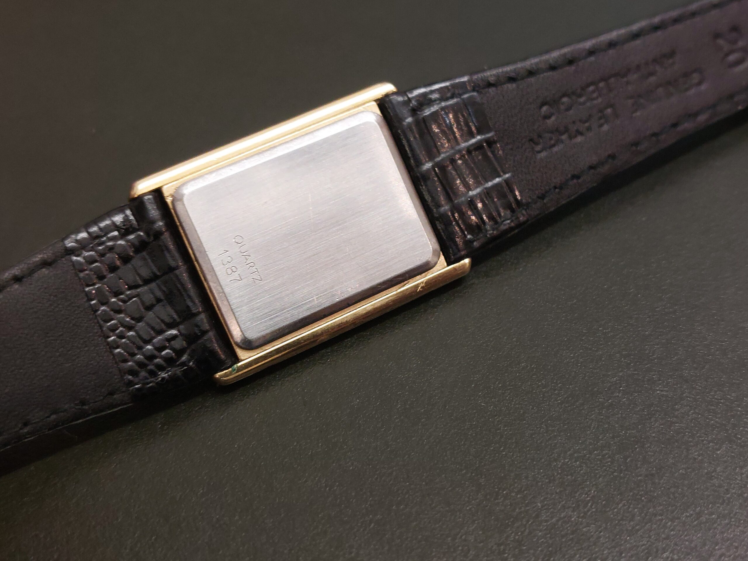 Omega Tank De Ville Ref: 1387 Quartz vintage 1987 Gold/P VGC working order - Image 4