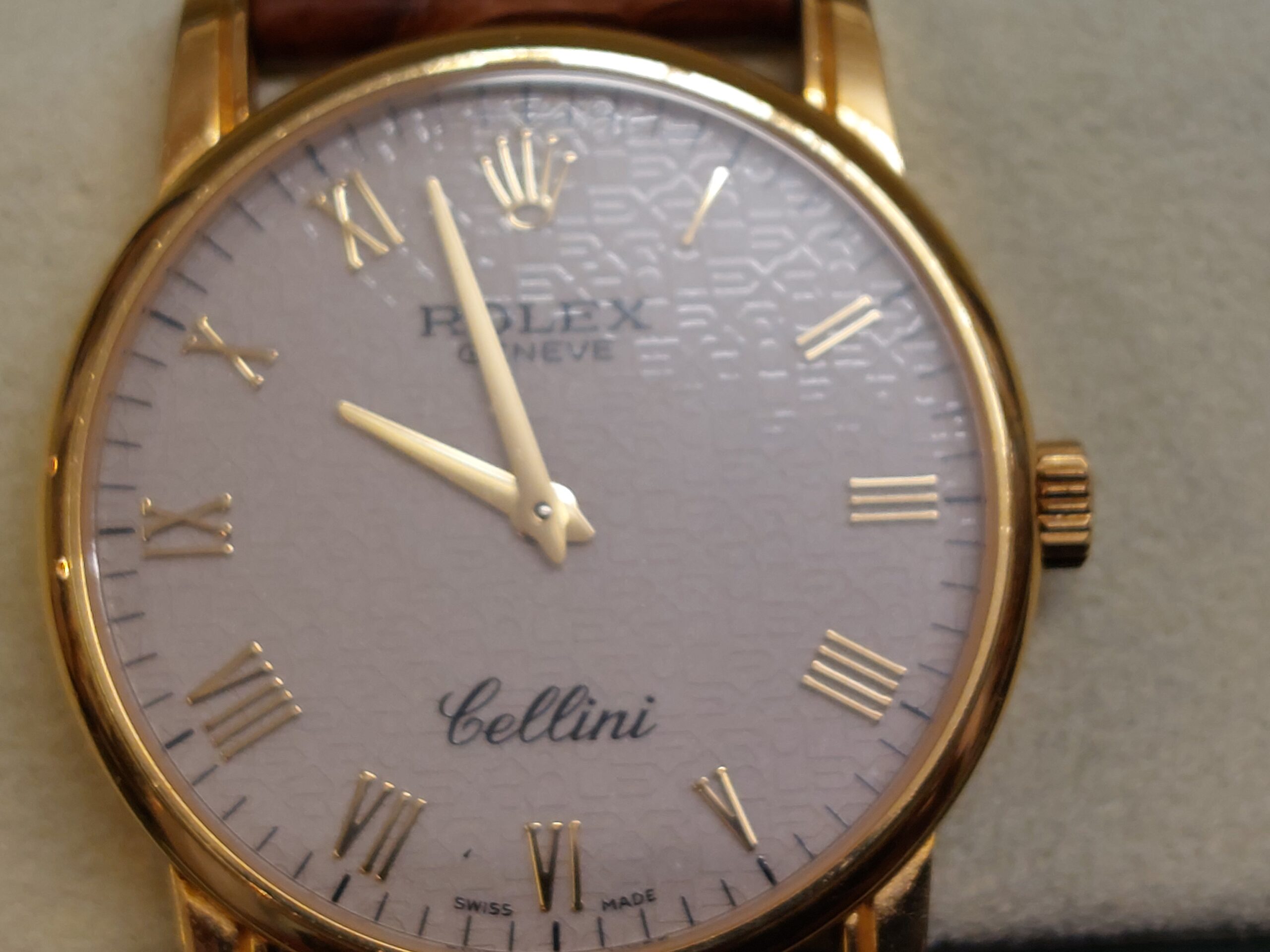 Rolex Cellini 2007 ref 5116/8 solid 18ct ( simply superb with full set ) - Image 3