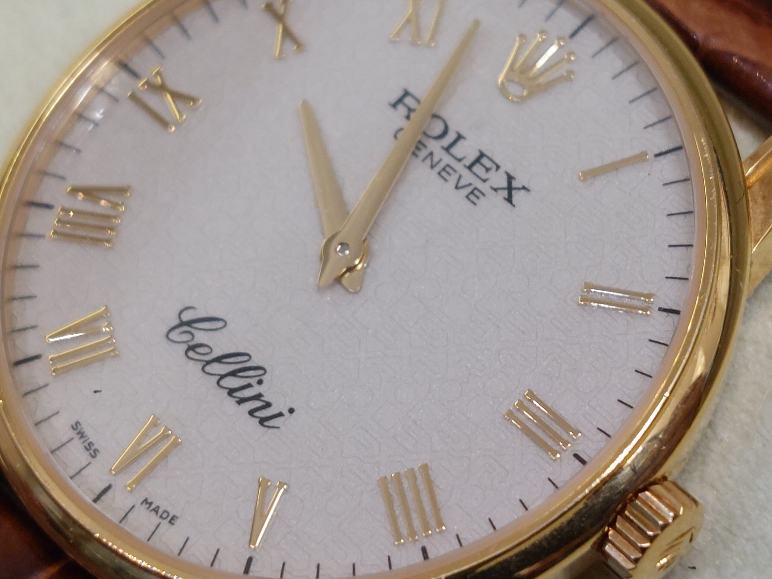 Rolex Cellini 2007 ref 5116/8 solid 18ct ( simply superb with full set ) - Image 4