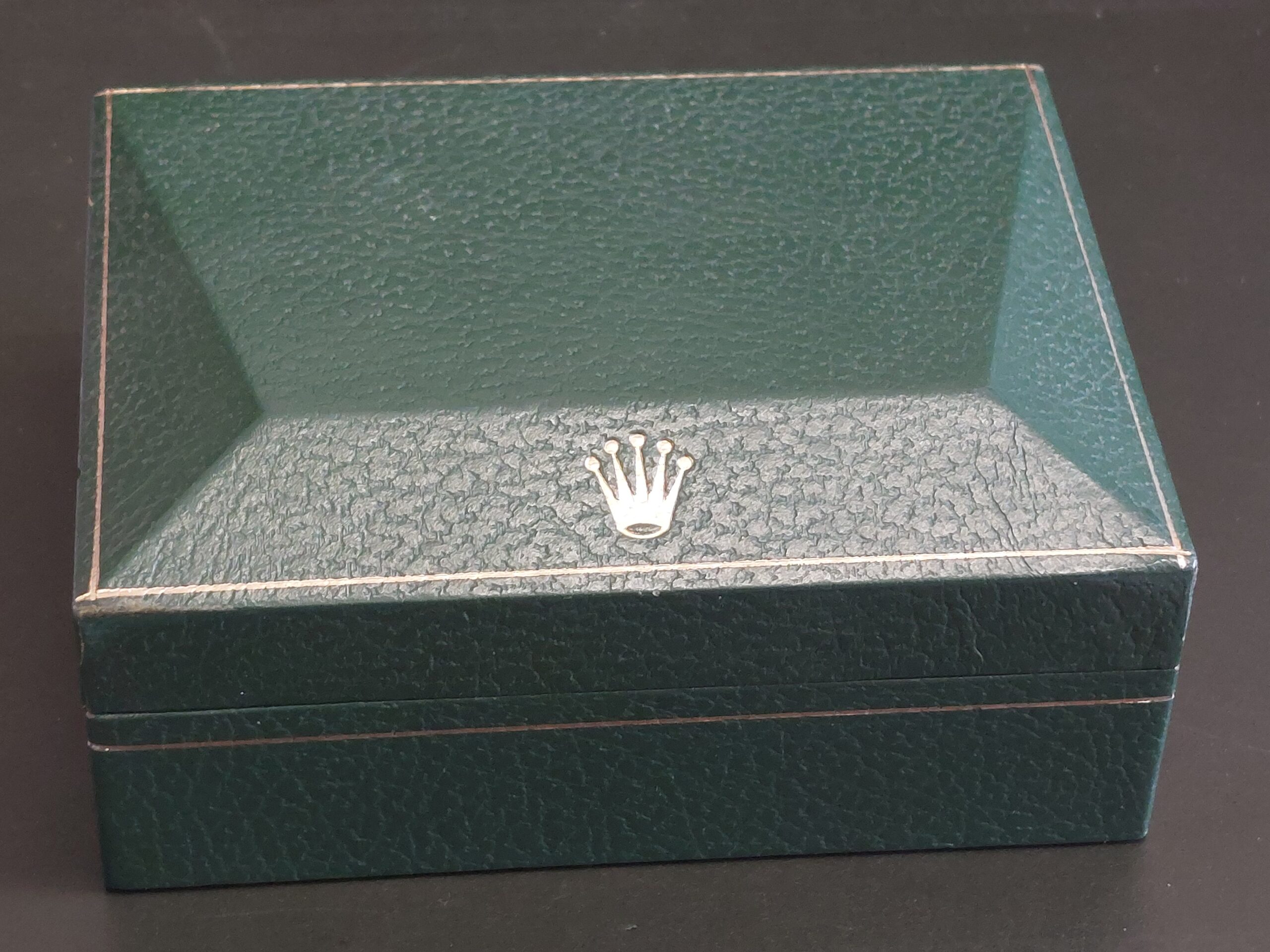 1962 1600 bimetal Date-just 1560 cal Butterfly movement, Pie Pan dial, Coffin box - Image 14